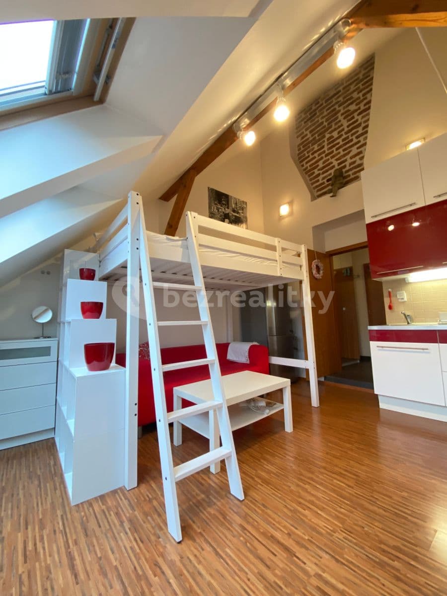 Prenájom bytu Garsoniéra 26 m², Biskupcova, Praha, Praha Prenájom bytu Garsoniéra 26 m², Biskupcova, Praha, Praha