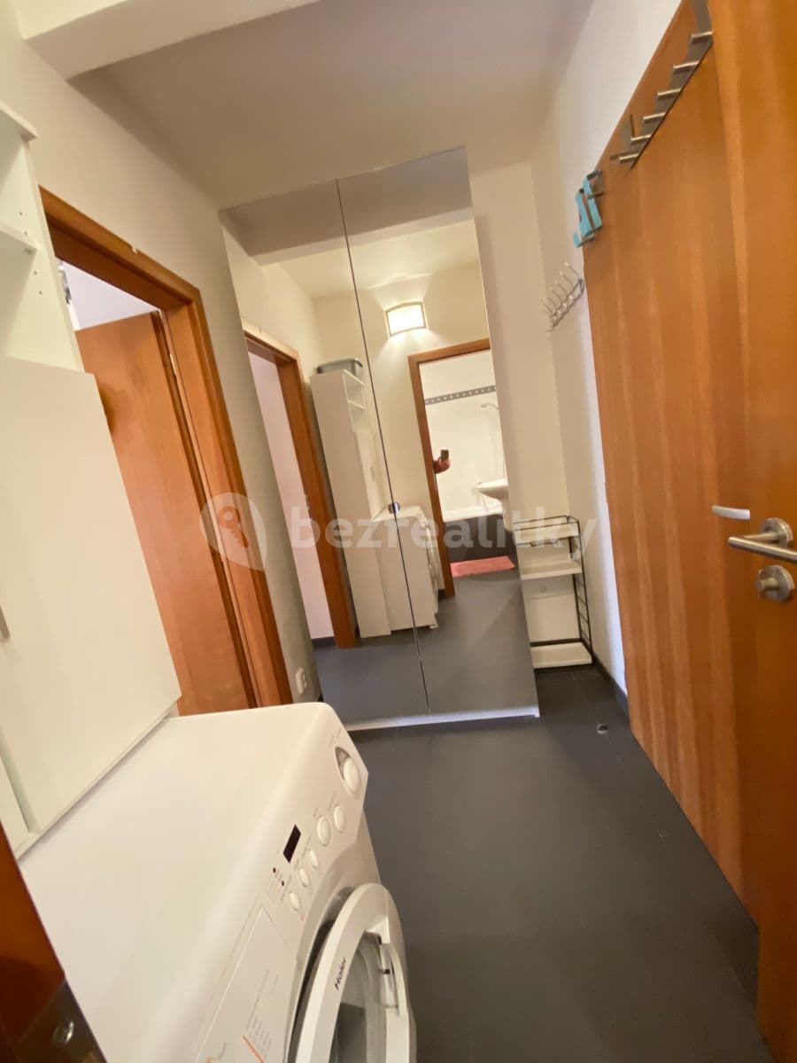 Prenájom bytu Garsoniéra 26 m², Biskupcova, Praha, Praha Prenájom bytu Garsoniéra 26 m², Biskupcova, Praha, Praha