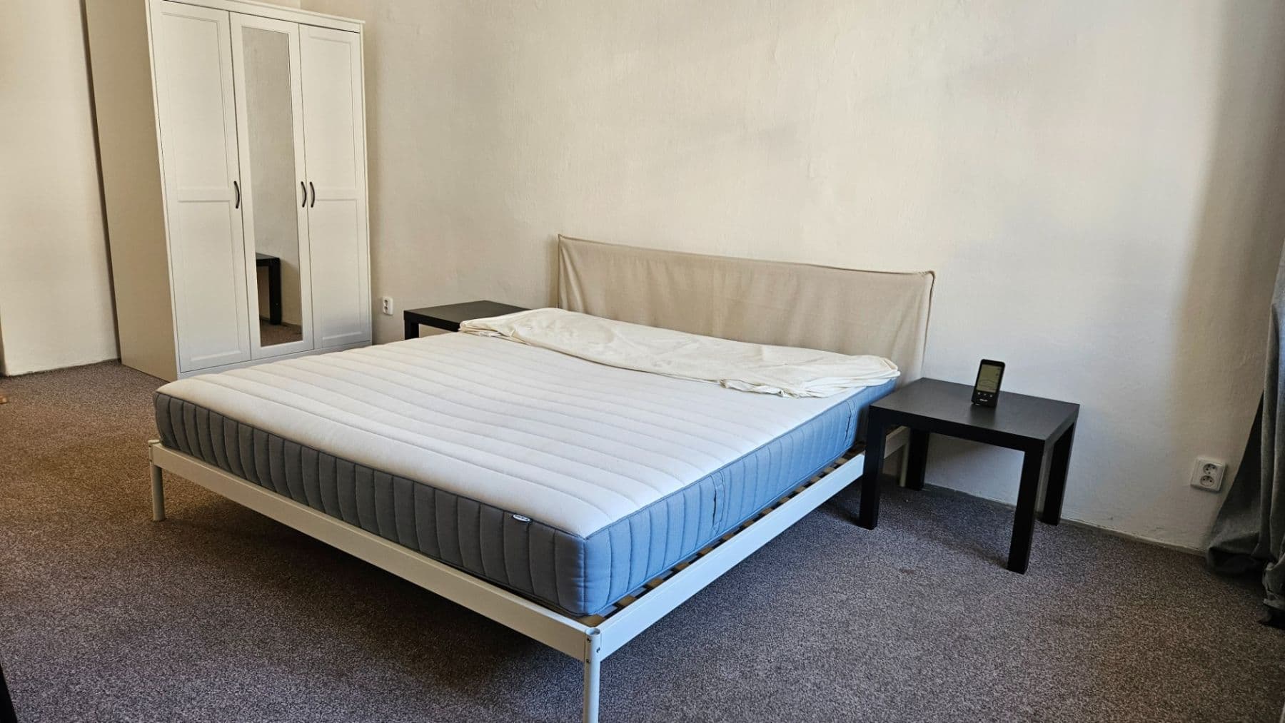 Prenájom bytu 3-izbový 68 m², Na Sypkém, Praha, Praha Prenájom bytu 3-izbový 68 m², Na Sypkém, Praha, Praha