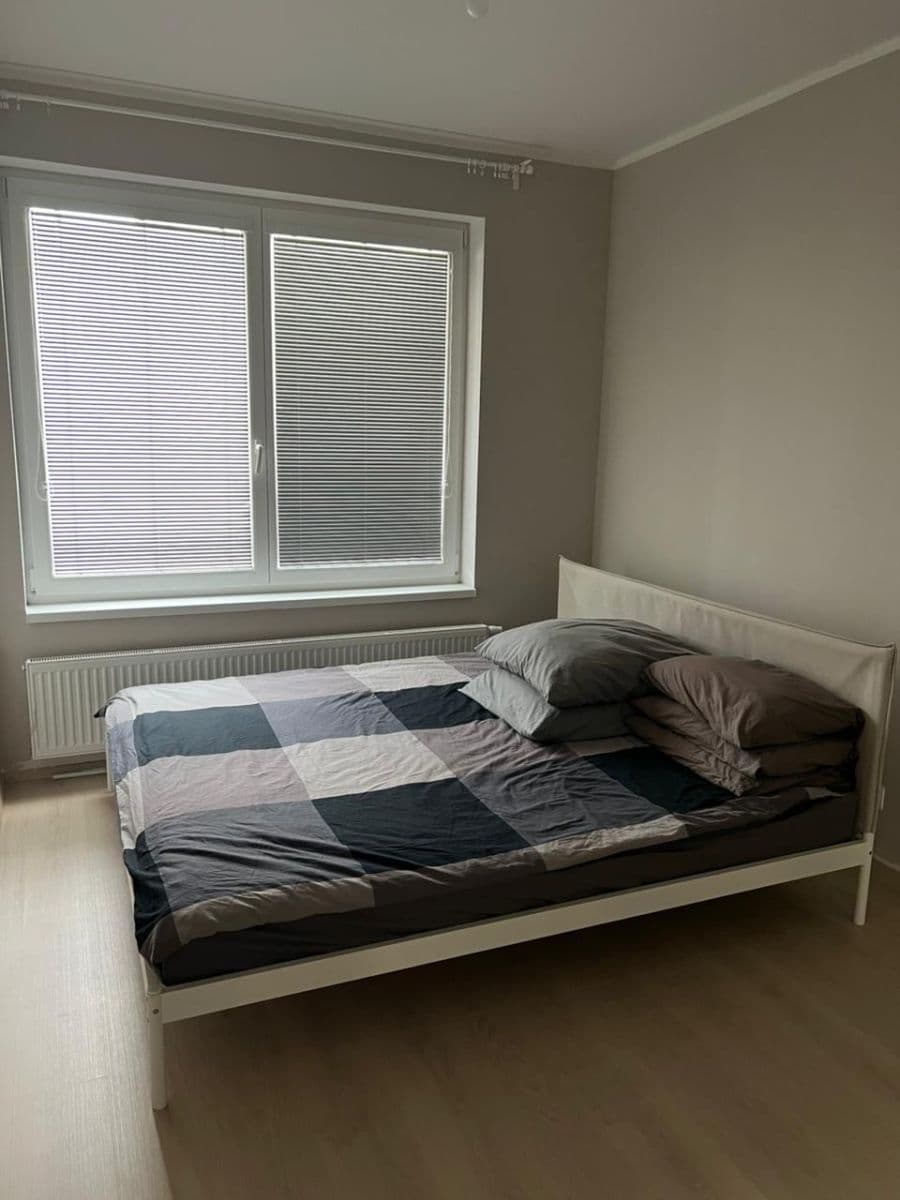 Prenájom bytu 2-izbový 60 m², Sazovická, Praha, Praha Prenájom bytu 2-izbový 60 m², Sazovická, Praha, Praha