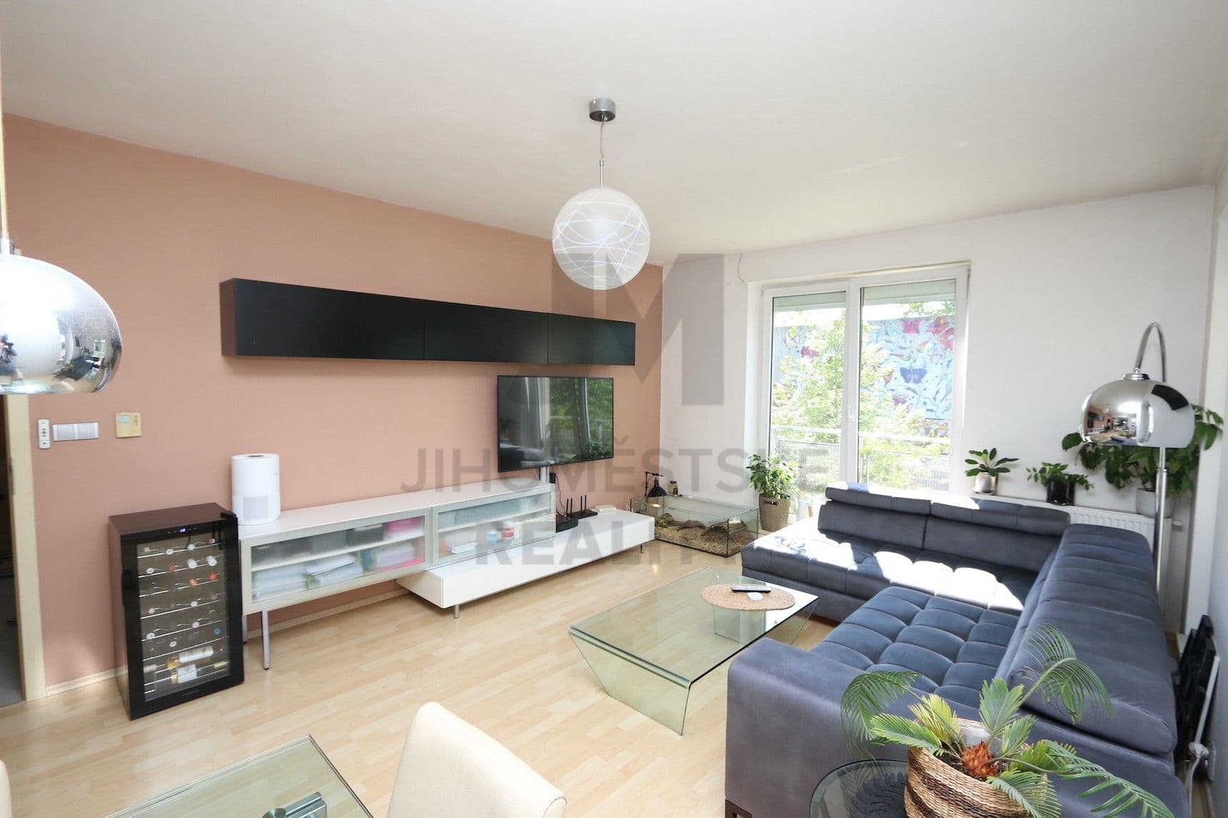 Prenájom bytu 3-izbový 76 m², Rižská, Praha, Praha Prenájom bytu 3-izbový 76 m², Rižská, Praha, Praha