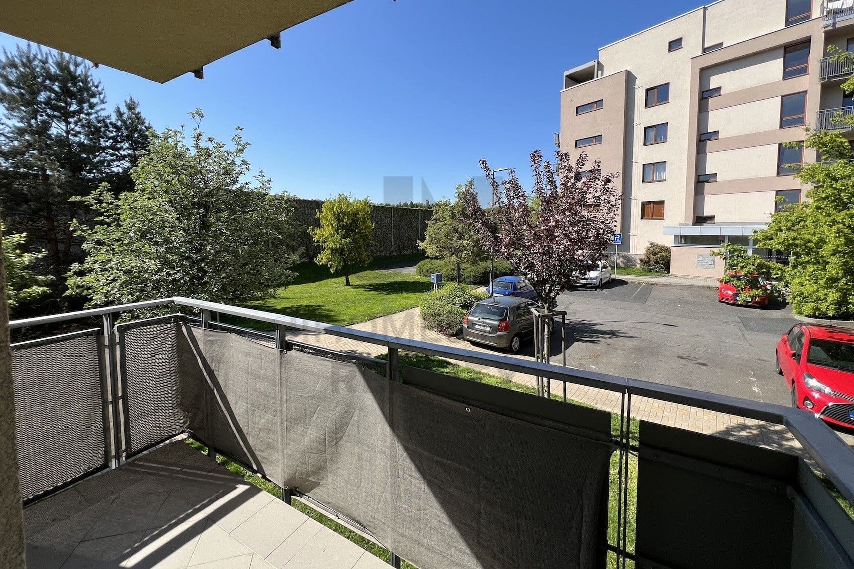 Prenájom bytu 3-izbový 76 m², Rižská, Praha, Praha Prenájom bytu 3-izbový 76 m², Rižská, Praha, Praha