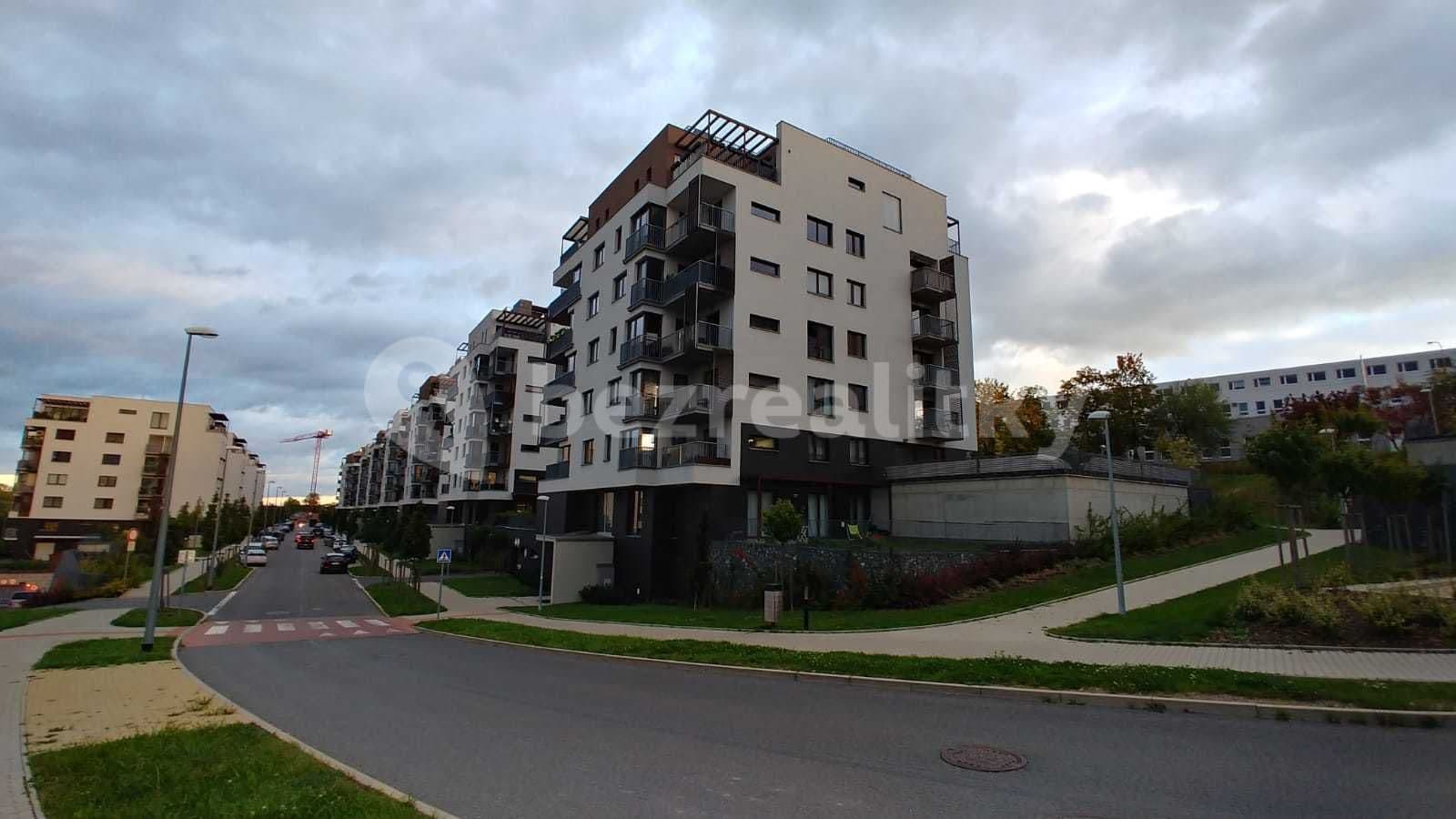 Prenájom bytu 2-izbový 54 m², Učňovská, Praha, Praha