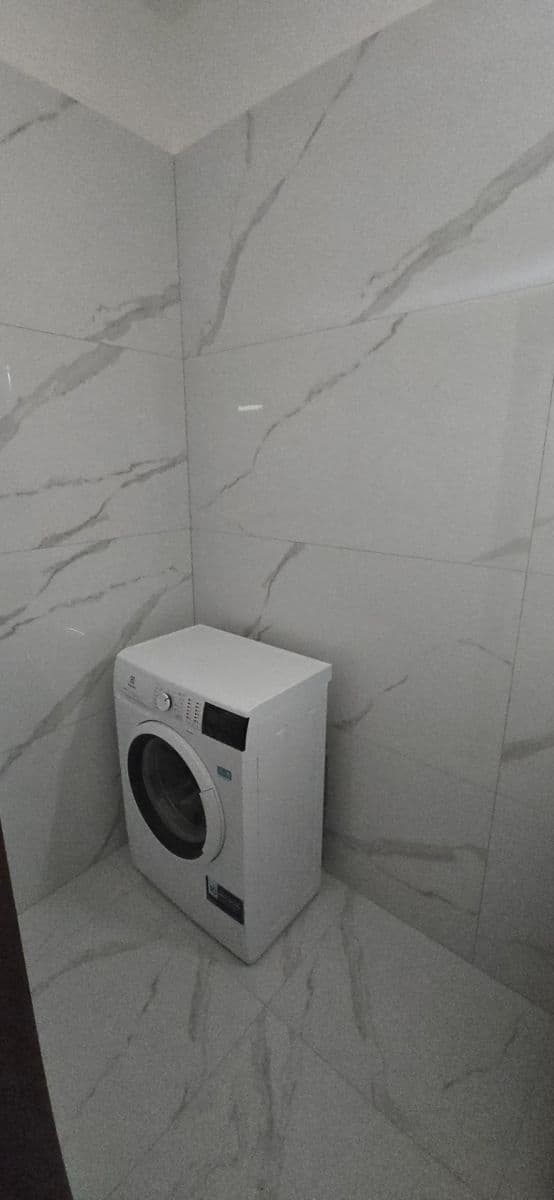 Prenájom bytu 3-izbový 65 m², Mrázovka, Praha, Praha Prenájom bytu 3-izbový 65 m², Mrázovka, Praha, Praha