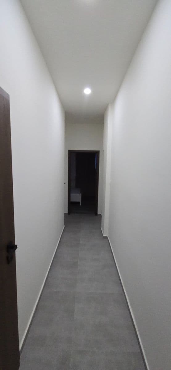 Prenájom bytu 3-izbový 65 m², Mrázovka, Praha, Praha Prenájom bytu 3-izbový 65 m², Mrázovka, Praha, Praha