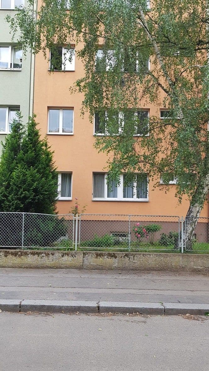 Prenájom bytu 2-izbový 40 m², Humpolecká, Praha, Praha Prenájom bytu 2-izbový 40 m², Humpolecká, Praha, Praha