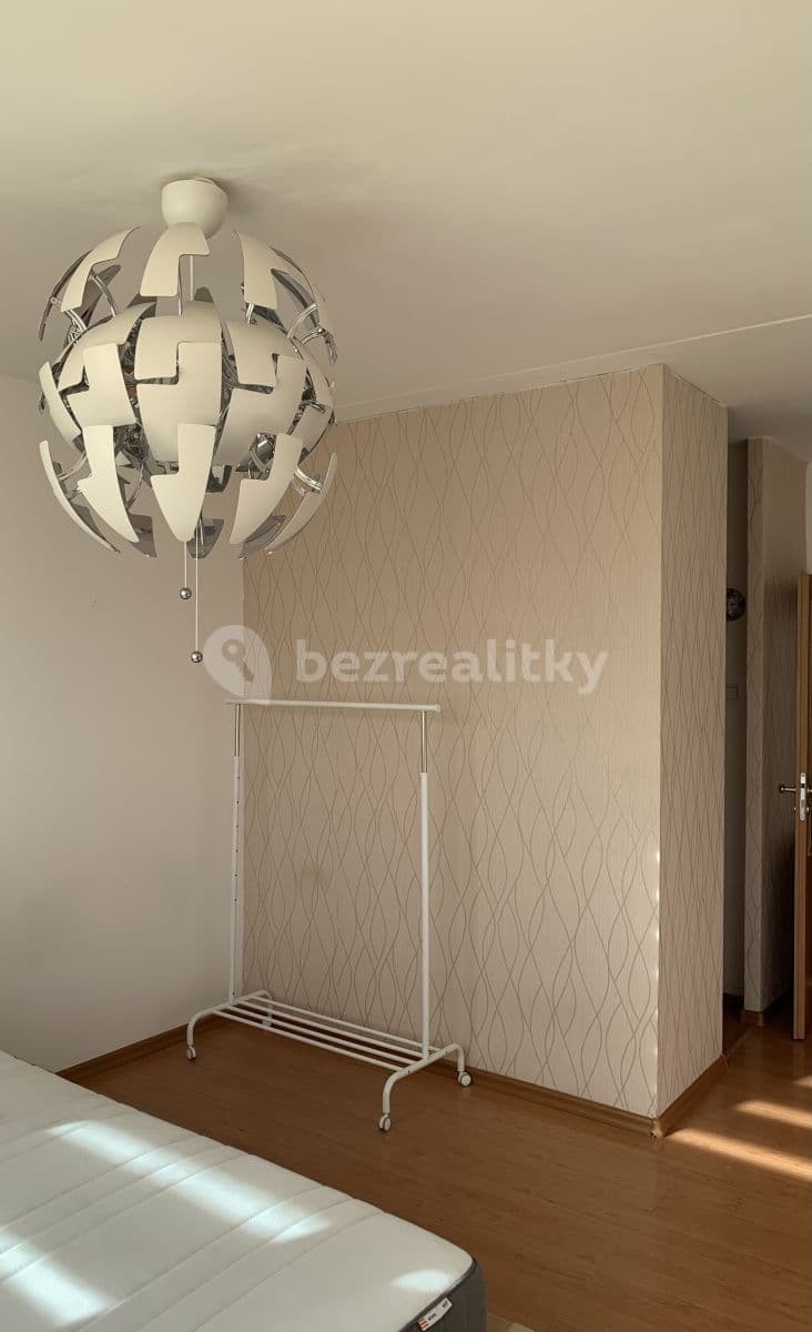 Prenájom bytu 1-izbový 30 m², Semická, Praha, Praha Prenájom bytu 1-izbový 30 m², Semická, Praha, Praha