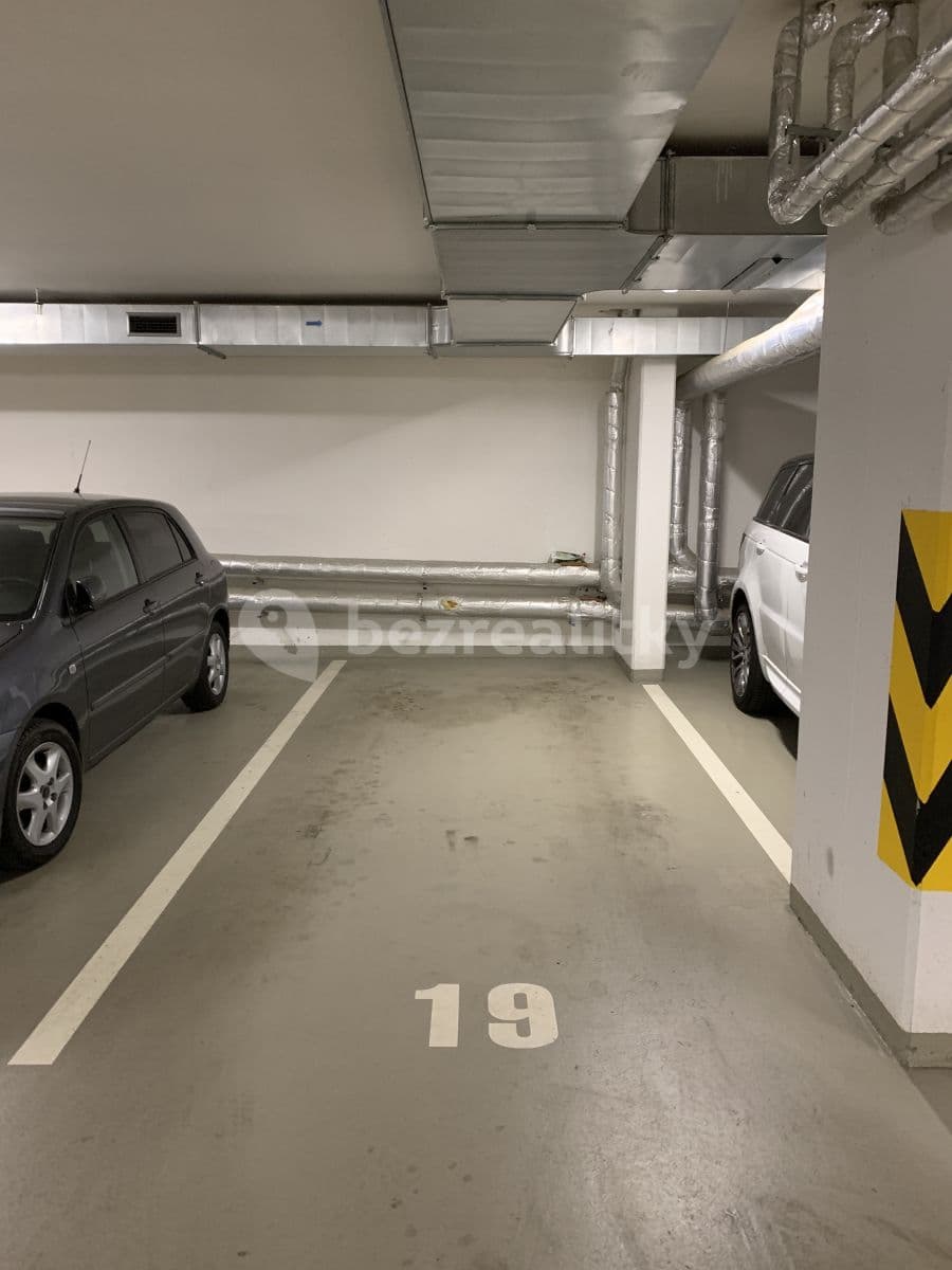 Prenájom bytu 1-izbový 34 m², Praha, Praha Prenájom bytu 1-izbový 34 m², Praha, Praha
