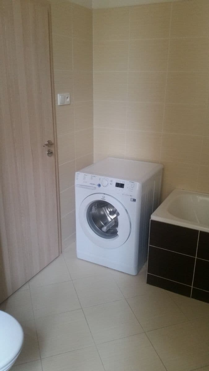 Prenájom bytu 2-izbový 60 m², Mikovcova, Praha, Praha Prenájom bytu 2-izbový 60 m², Mikovcova, Praha, Praha