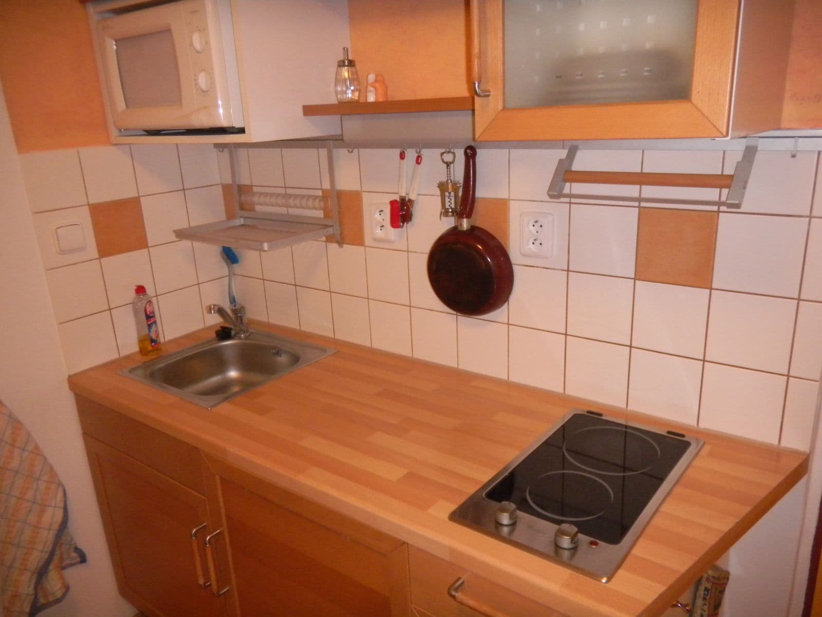 Prenájom bytu Garsoniéra 24 m², Lýskova, Praha, Praha Prenájom bytu Garsoniéra 24 m², Lýskova, Praha, Praha
