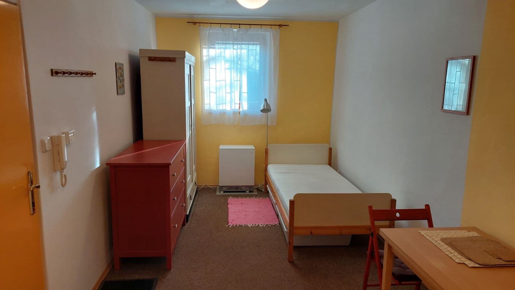 Prenájom bytu Garsoniéra 24 m², Lýskova, Praha, Praha Prenájom bytu Garsoniéra 24 m², Lýskova, Praha, Praha