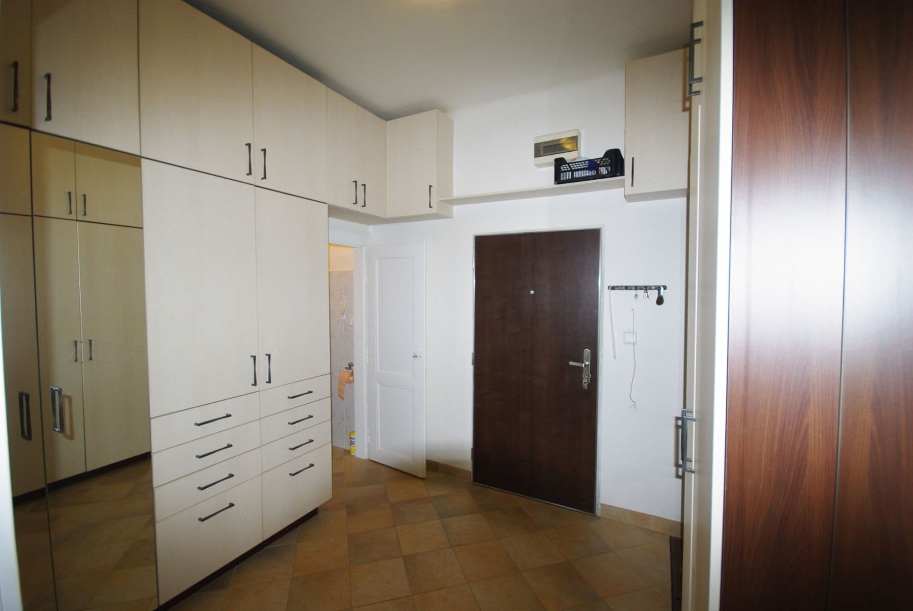 Prenájom bytu 2-izbový 66 m², V Mezihoří, Praha, Praha Prenájom bytu 2-izbový 66 m², V Mezihoří, Praha, Praha