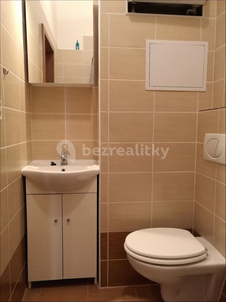 Prenájom bytu 1-izbový 49 m², Kamenická, Praha, Praha Prenájom bytu 1-izbový 49 m², Kamenická, Praha, Praha