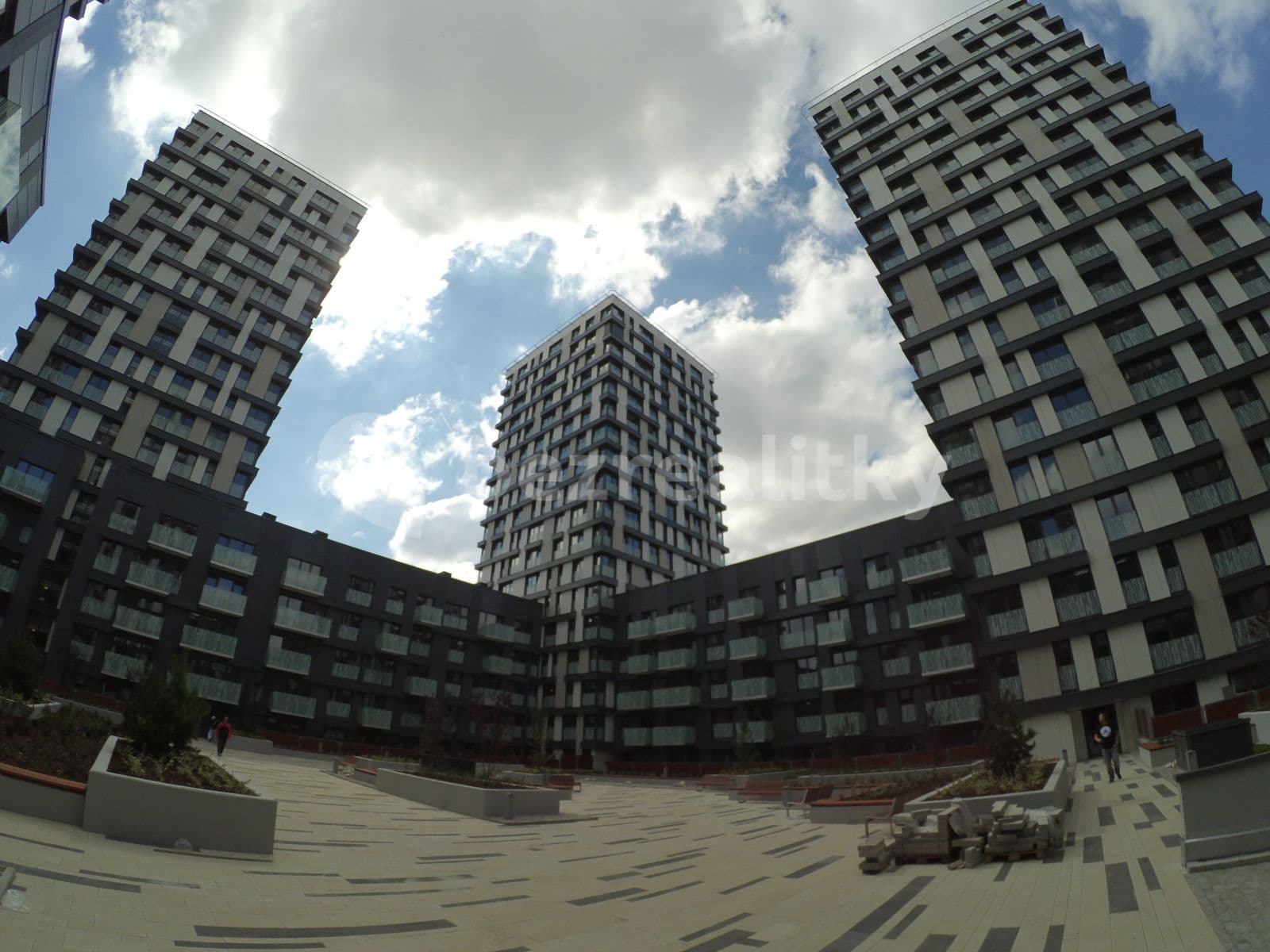 Prenájom bytu 1-izbový 57 m², Olšanská, Praha, Praha Prenájom bytu 1-izbový 57 m², Olšanská, Praha, Praha