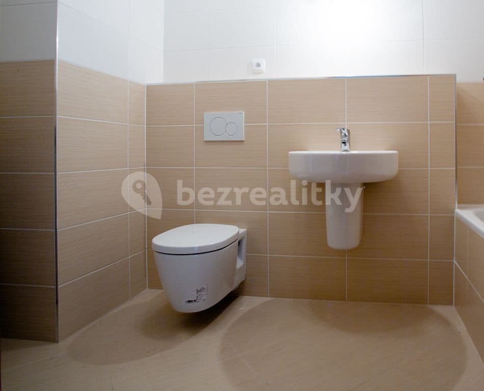 Prenájom bytu 1-izbový 38 m², náměstí Junkových, Praha, Praha Prenájom bytu 1-izbový 38 m², náměstí Junkových, Praha, Praha