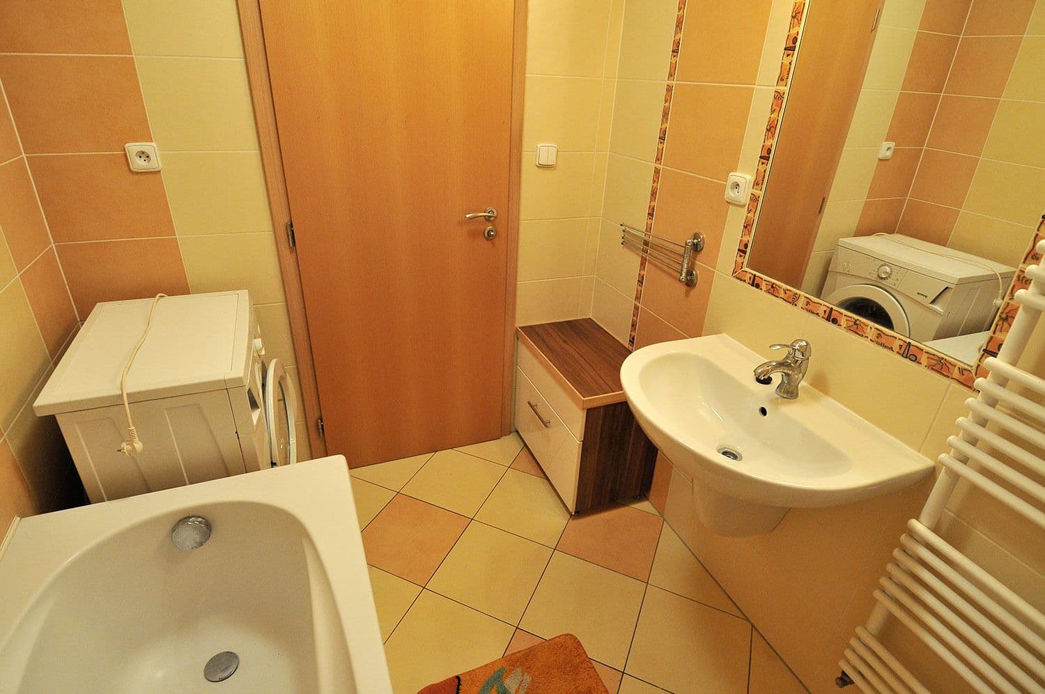 Prenájom bytu 2-izbový 70 m², Lidická, Brno, Jihomoravský kraj Prenájom bytu 2-izbový 70 m², Lidická, Brno, Jihomoravský kraj