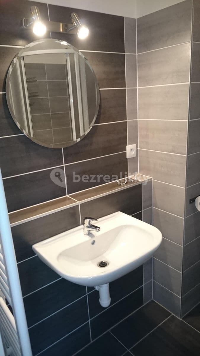 Prenájom bytu 1-izbový 27 m², Bučkova, Brno, Jihomoravský kraj Prenájom bytu 1-izbový 27 m², Bučkova, Brno, Jihomoravský kraj