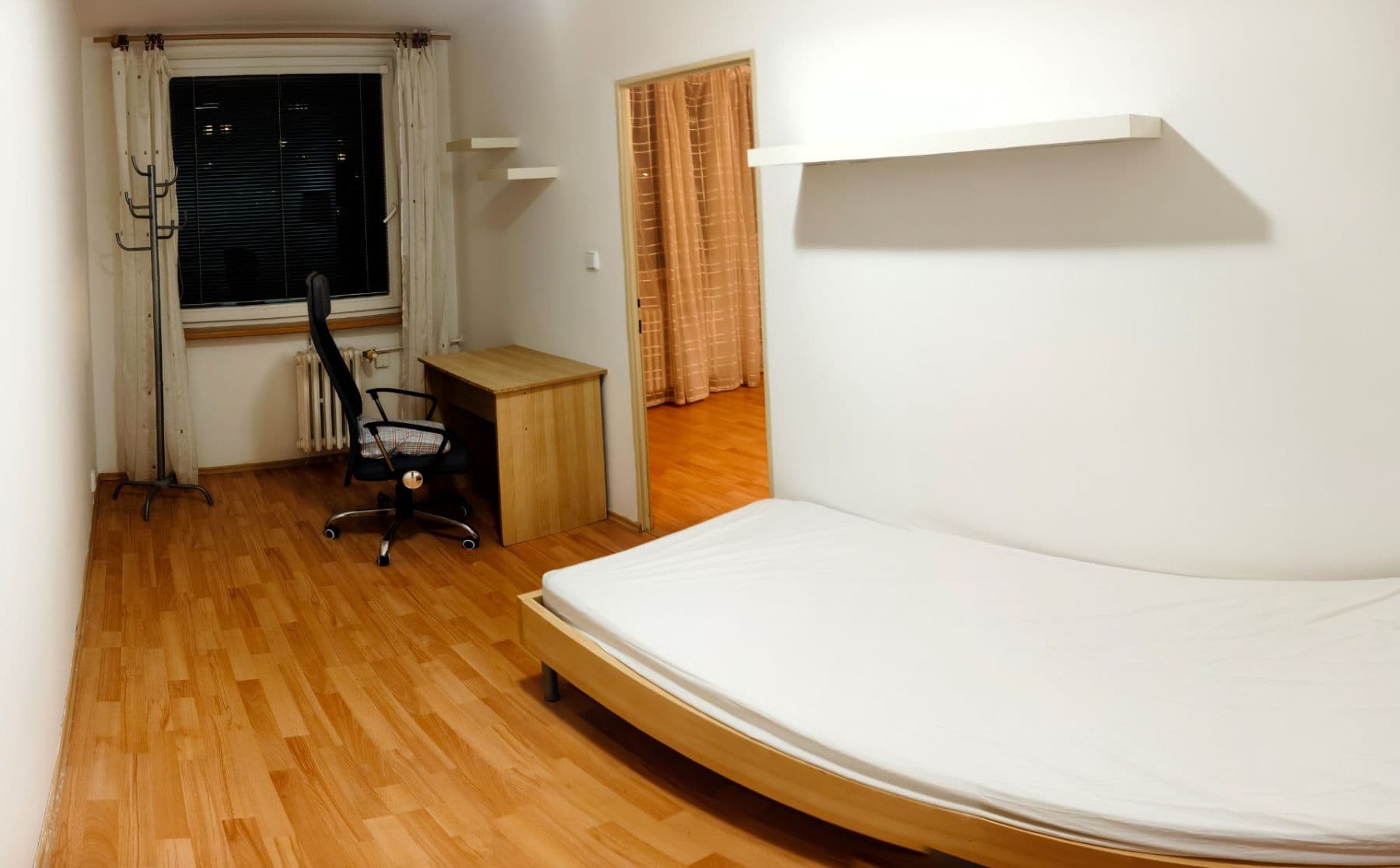 Prenájom bytu 2-izbový 35 m², Suchý vršek, Praha, Praha Prenájom bytu 2-izbový 35 m², Suchý vršek, Praha, Praha