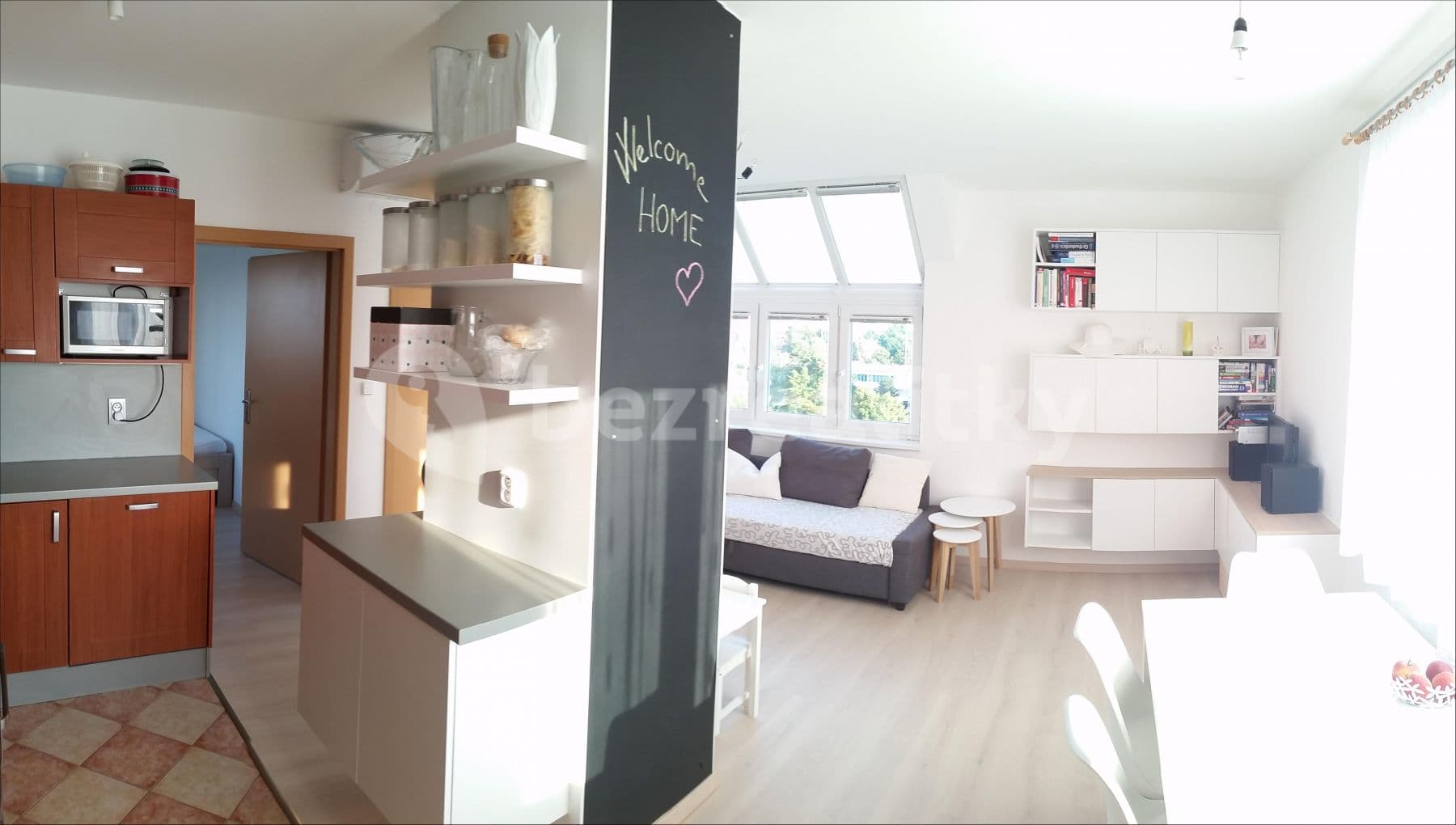 Prenájom bytu 3-izbový 65 m², Běloruská, Brno, Jihomoravský kraj Prenájom bytu 3-izbový 65 m², Běloruská, Brno, Jihomoravský kraj