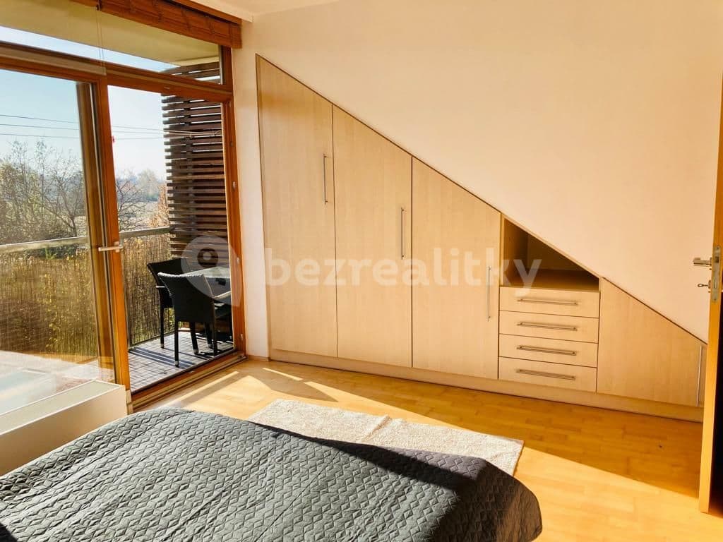 Prenájom bytu 2-izbový 59 m², K Lesu, Praha, Praha Prenájom bytu 2-izbový 59 m², K Lesu, Praha, Praha
