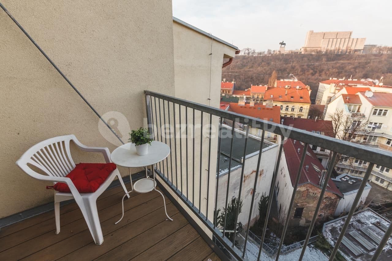 Prenájom bytu 3-izbový 85 m², Štítného, Praha, Praha Prenájom bytu 3-izbový 85 m², Štítného, Praha, Praha