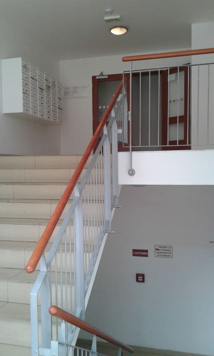 Prenájom bytu 1-izbový 32 m², Míšovická, Praha, Praha Prenájom bytu 1-izbový 32 m², Míšovická, Praha, Praha