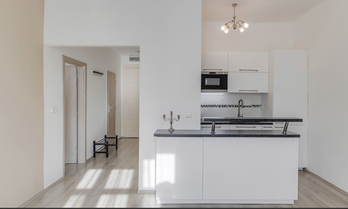 Prenájom bytu 2-izbový 60 m², 5. května, Praha, Praha Prenájom bytu 2-izbový 60 m², 5. května, Praha, Praha