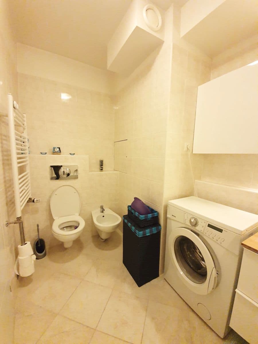 Predaj bytu 2-izbový 53 m², Hnězdenská, Praha, Praha Predaj bytu 2-izbový 53 m², Hnězdenská, Praha, Praha