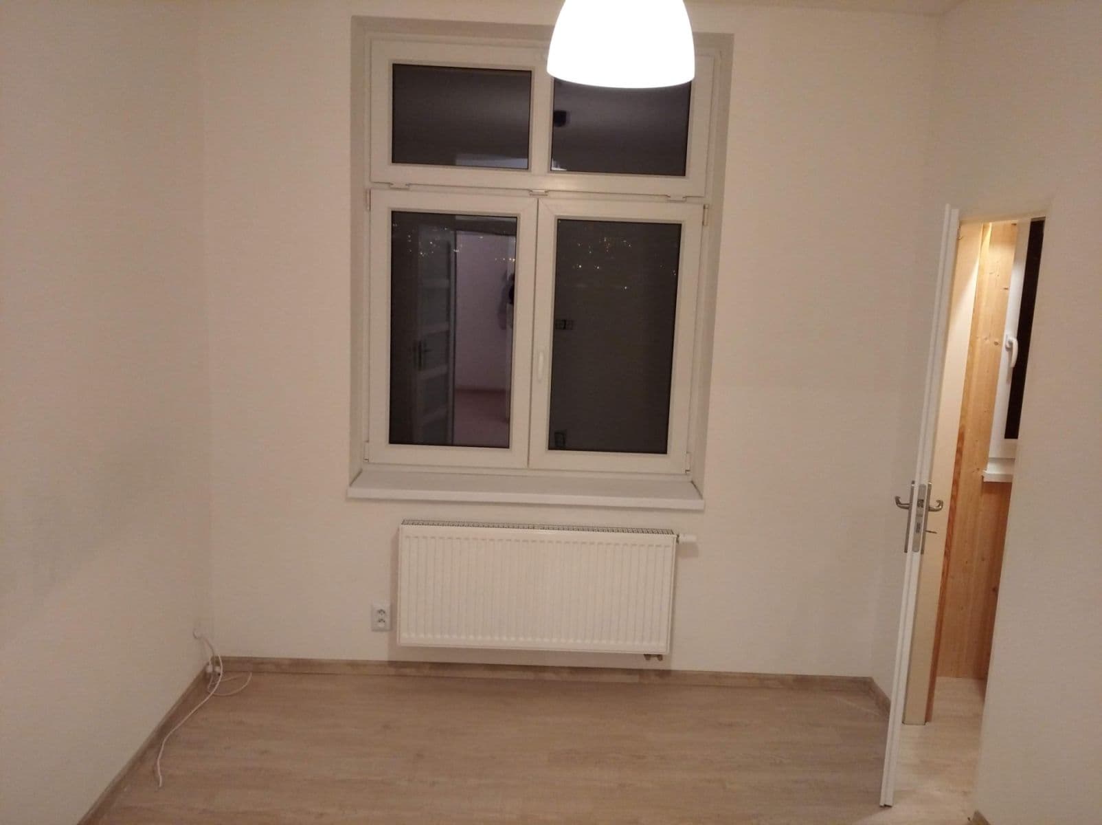 Prenájom bytu 2-izbový 41 m², Pod vilami, Praha, Praha Prenájom bytu 2-izbový 41 m², Pod vilami, Praha, Praha