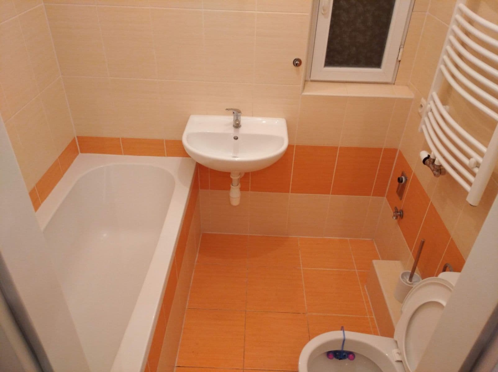 Prenájom bytu 2-izbový 41 m², Pod vilami, Praha, Praha Prenájom bytu 2-izbový 41 m², Pod vilami, Praha, Praha