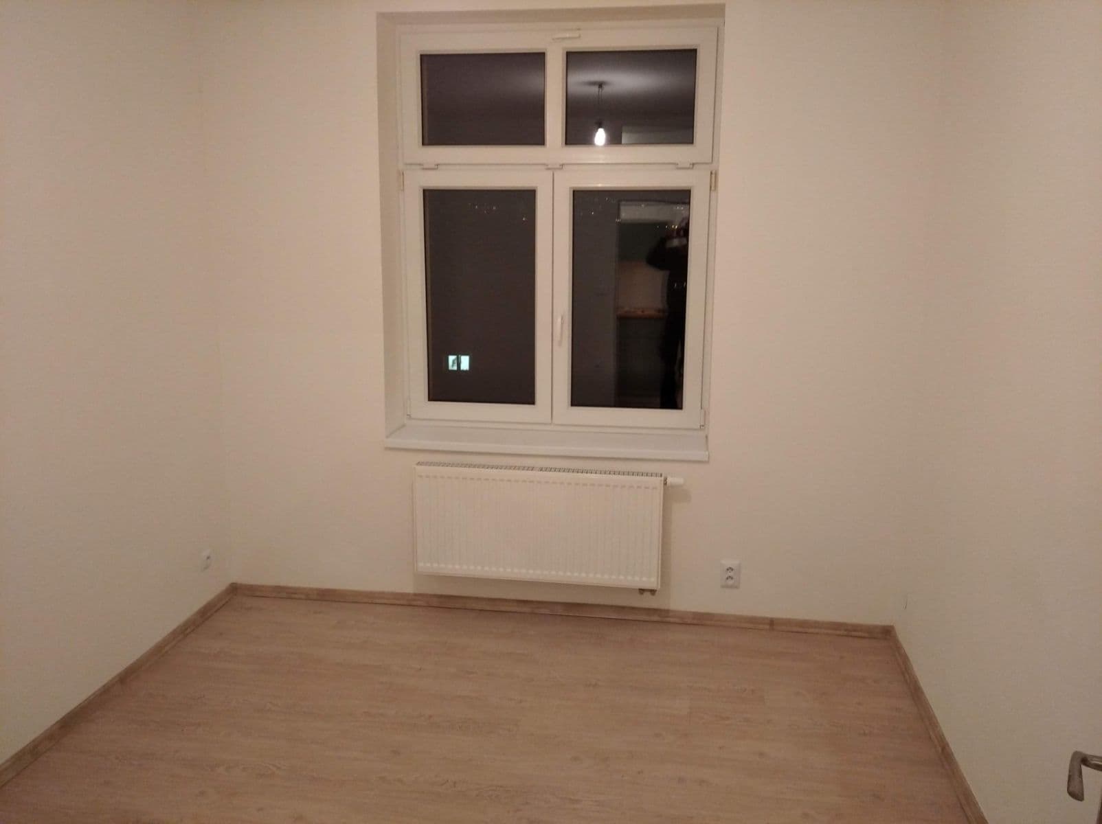 Prenájom bytu 2-izbový 41 m², Pod vilami, Praha, Praha Prenájom bytu 2-izbový 41 m², Pod vilami, Praha, Praha