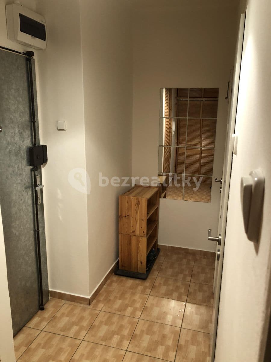 Prenájom bytu 1-izbový 36 m², Gruzínská, Praha, Praha Prenájom bytu 1-izbový 36 m², Gruzínská, Praha, Praha
