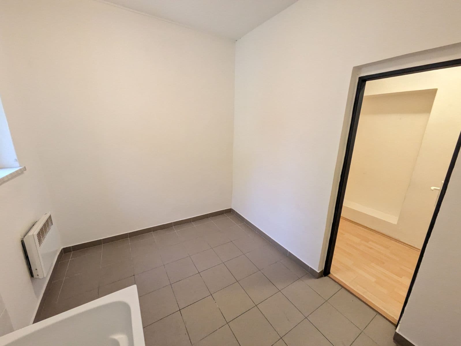 Prenájom bytu 1-izbový 52 m², Lounská, Teplice, Ústecký kraj Prenájom bytu 1-izbový 52 m², Lounská, Teplice, Ústecký kraj