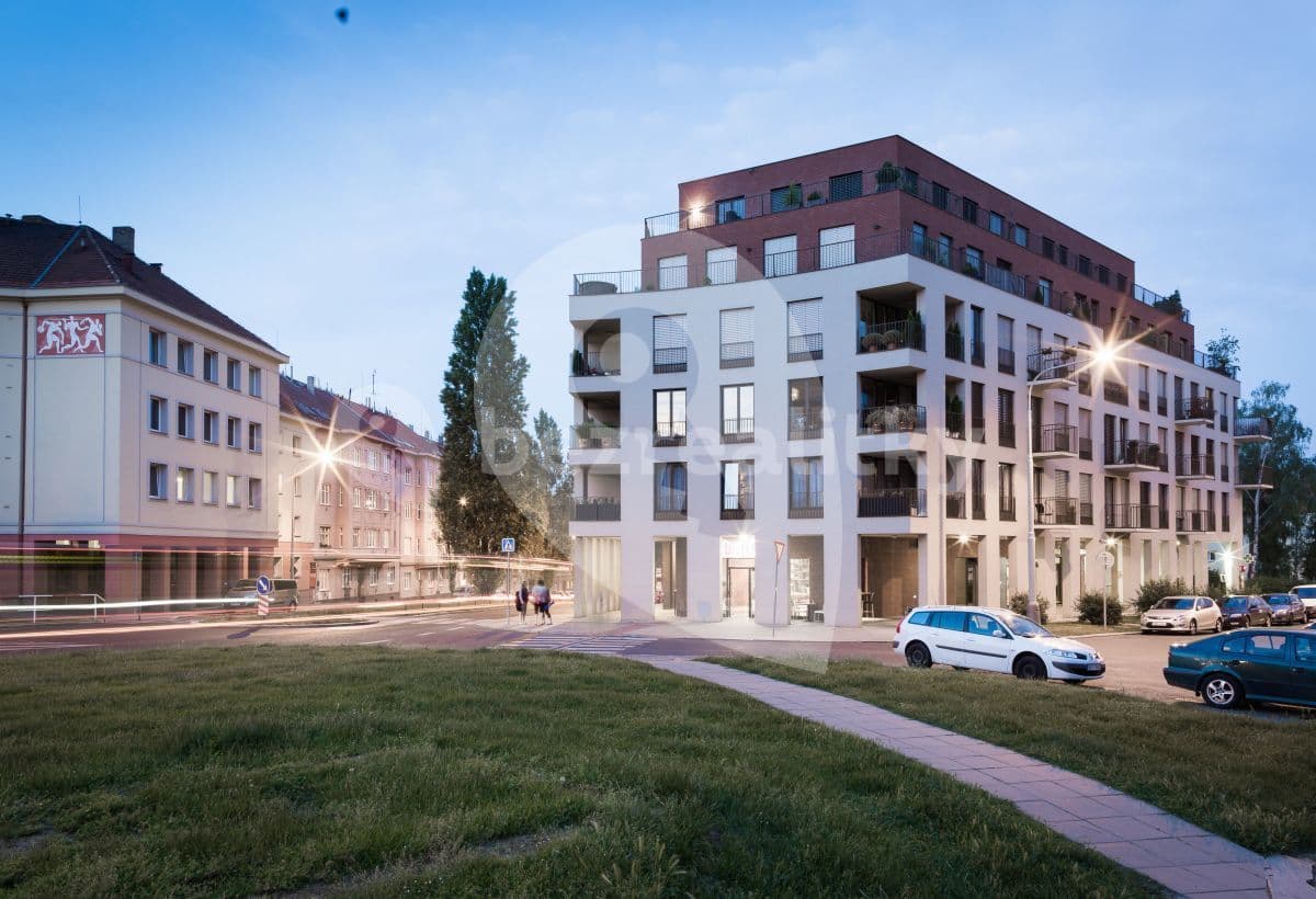 Prenájom bytu 2-izbový 65 m², Bechyňova, Praha, Praha Prenájom bytu 2-izbový 65 m², Bechyňova, Praha, Praha