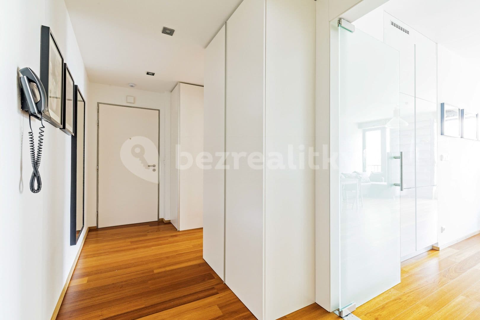 Prenájom bytu 2-izbový 65 m², Bechyňova, Praha, Praha Prenájom bytu 2-izbový 65 m², Bechyňova, Praha, Praha