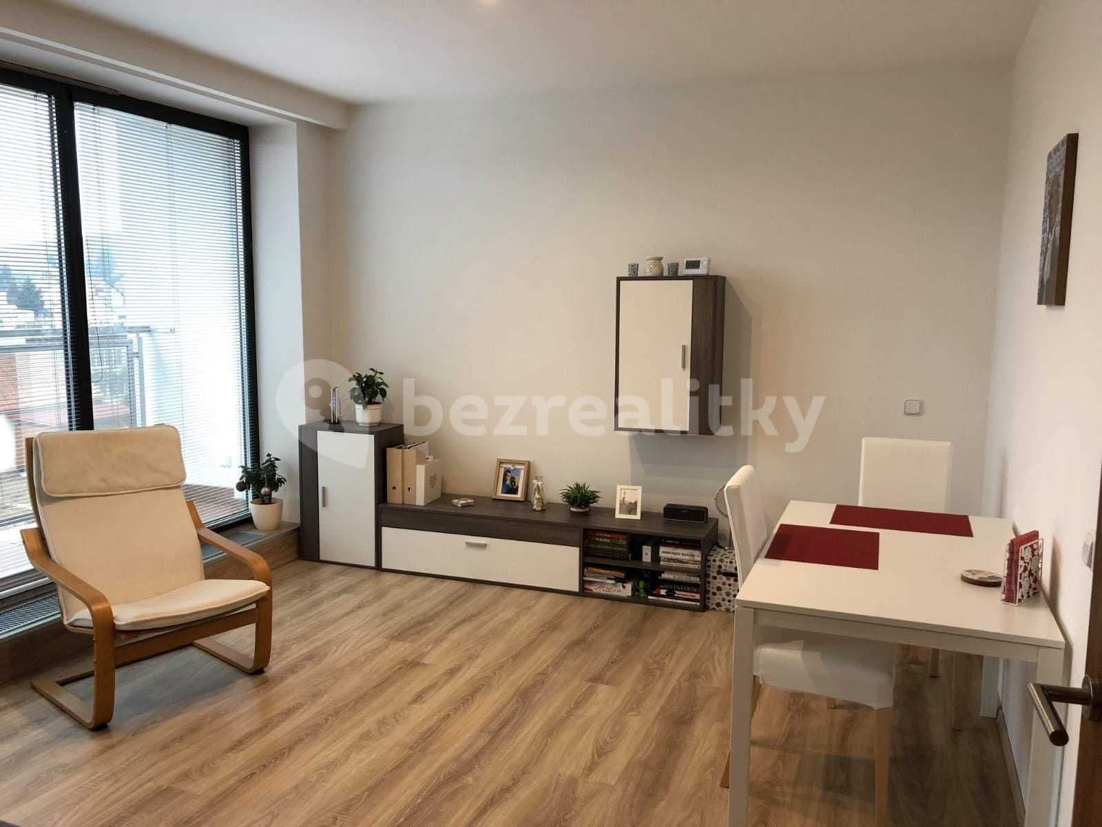 Prenájom bytu 2-izbový 50 m², Lipůvka, Jihomoravský kraj