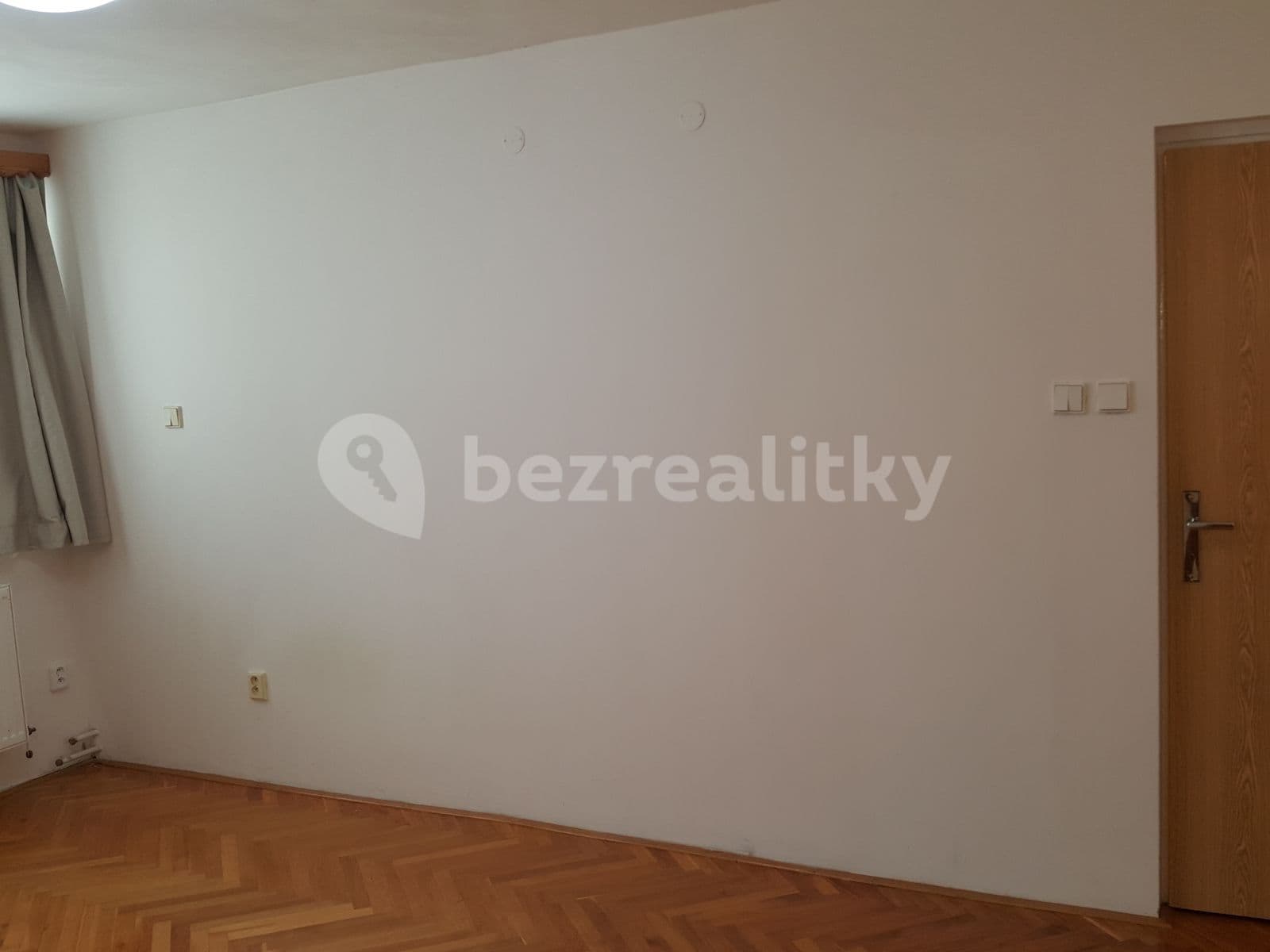 Prenájom bytu 1-izbový 36 m², Viniční, Brno, Jihomoravský kraj Prenájom bytu 1-izbový 36 m², Viniční, Brno, Jihomoravský kraj