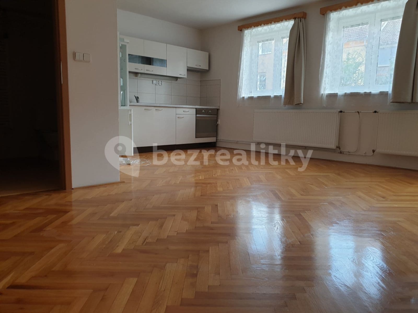 Prenájom bytu 1-izbový 36 m², Viniční, Brno, Jihomoravský kraj Prenájom bytu 1-izbový 36 m², Viniční, Brno, Jihomoravský kraj