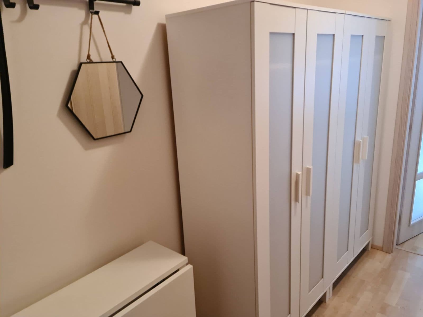 Prenájom bytu 1-izbový 33 m², Freyova, Praha, Praha Prenájom bytu 1-izbový 33 m², Freyova, Praha, Praha