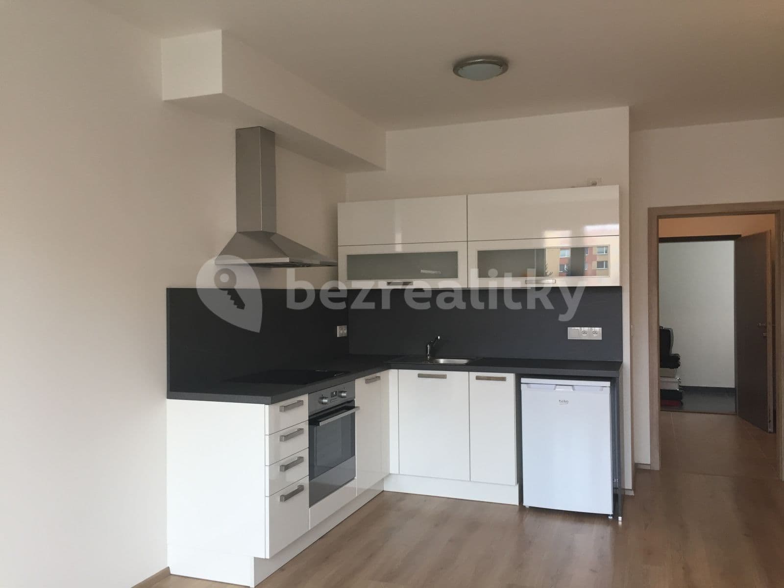 Prenájom bytu 1-izbový 35 m², Praha, Praha Prenájom bytu 1-izbový 35 m², Praha, Praha