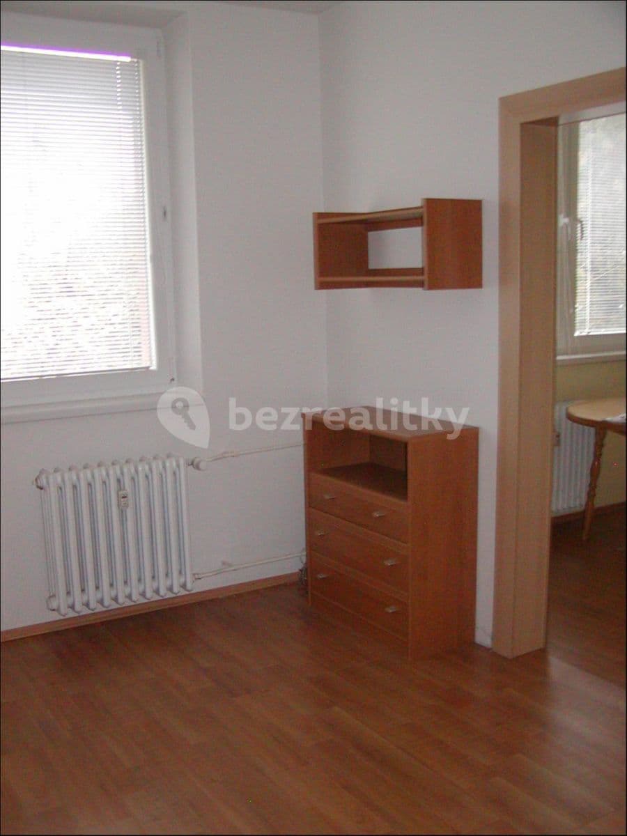 Prenájom bytu 1-izbový 32 m², sídliště Edvarda Beneše, Prostějov, Olomoucký kraj