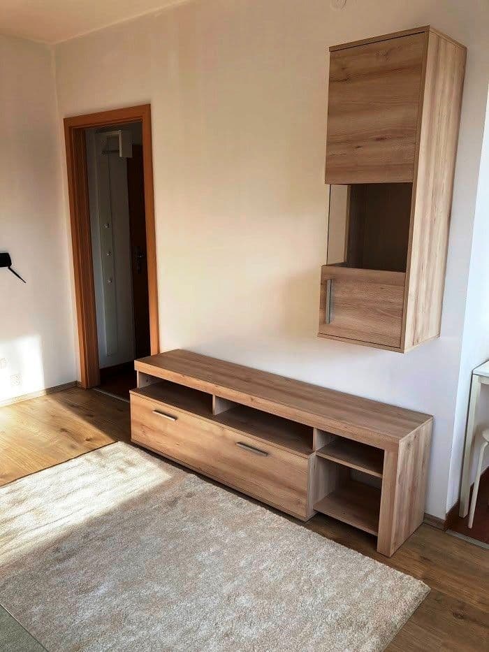 Prenájom bytu 1-izbový 29 m², Hanusova, Praha, Praha Prenájom bytu 1-izbový 29 m², Hanusova, Praha, Praha