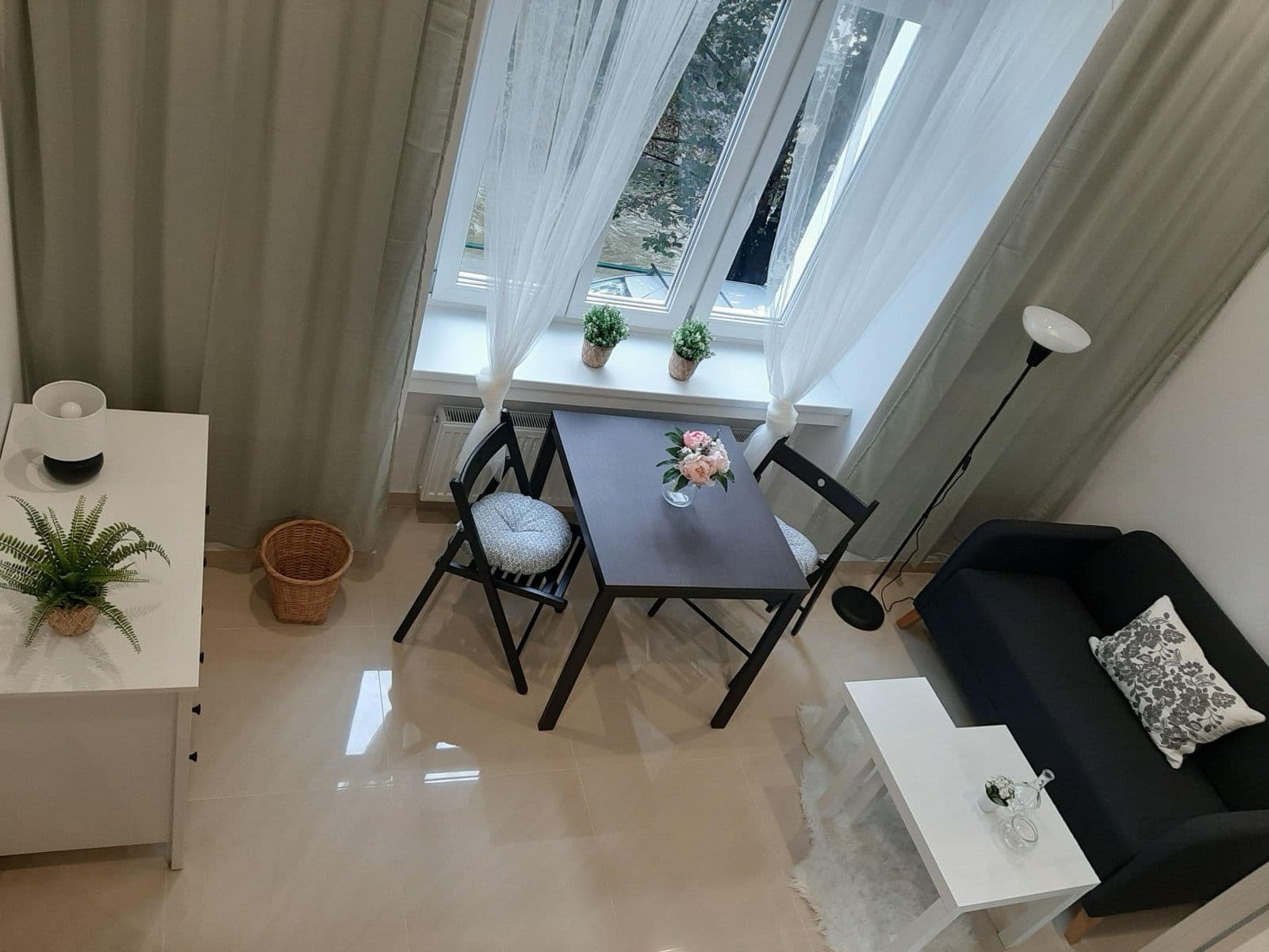 Prenájom bytu Garsoniéra 25 m², Nuselská, Praha, Praha Prenájom bytu Garsoniéra 25 m², Nuselská, Praha, Praha