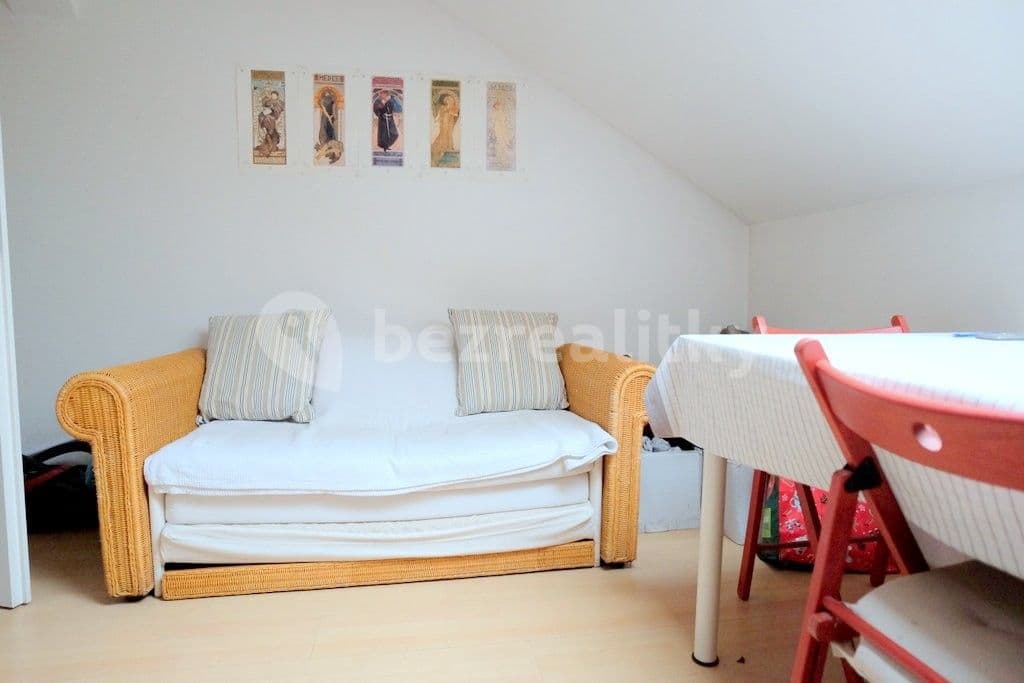 Prenájom bytu 2-izbový 69 m², Francouzská, Praha, Praha Prenájom bytu 2-izbový 69 m², Francouzská, Praha, Praha