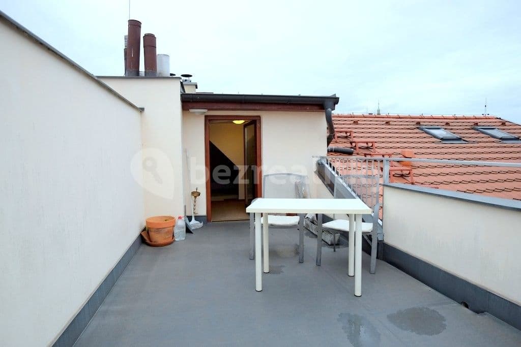 Prenájom bytu 2-izbový 69 m², Francouzská, Praha, Praha Prenájom bytu 2-izbový 69 m², Francouzská, Praha, Praha