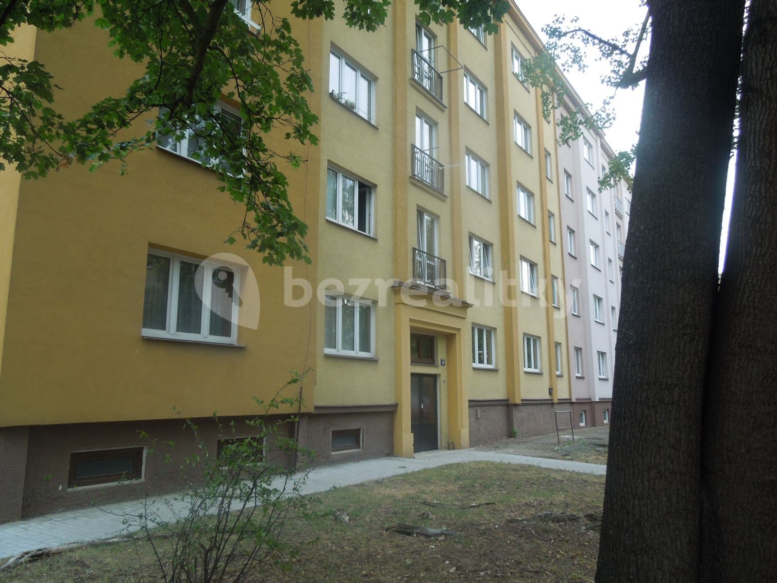 Prenájom bytu 2-izbový 67 m², Kremličkova, Praha, Praha Prenájom bytu 2-izbový 67 m², Kremličkova, Praha, Praha