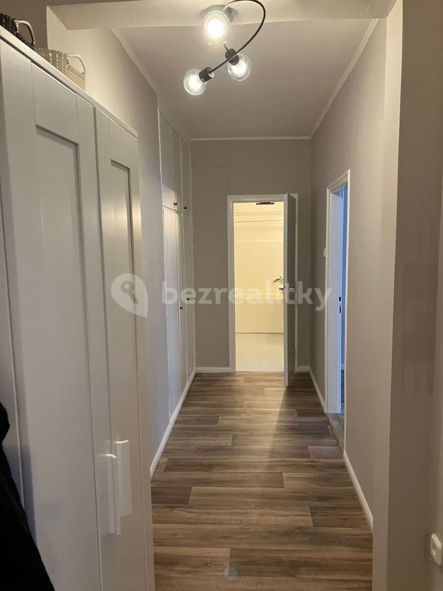 Prenájom bytu 2-izbový 67 m², Kremličkova, Praha, Praha Prenájom bytu 2-izbový 67 m², Kremličkova, Praha, Praha