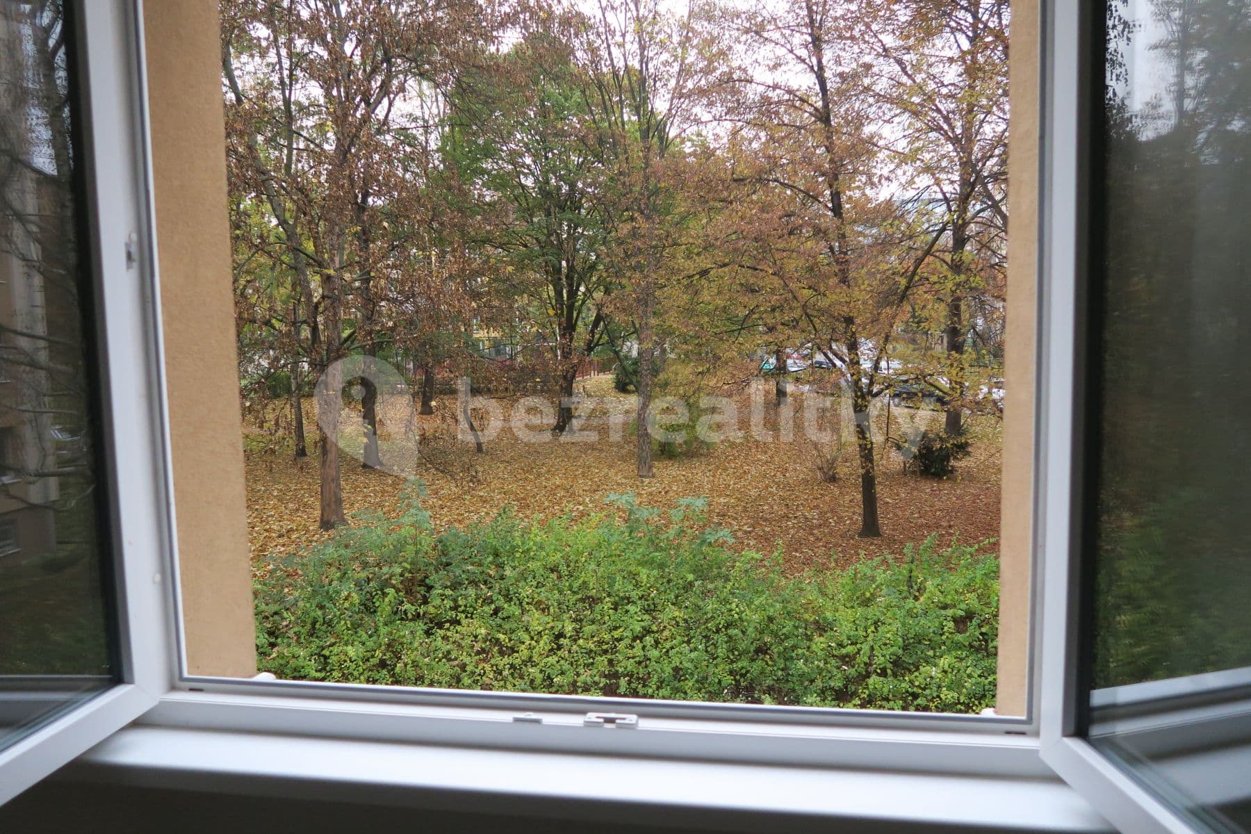Prenájom bytu 3-izbový 62 m², Jakutská, Praha, Praha Prenájom bytu 3-izbový 62 m², Jakutská, Praha, Praha
