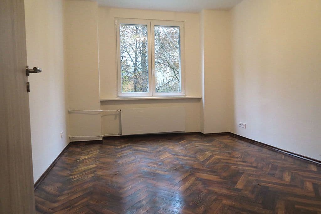 Prenájom bytu 3-izbový 62 m², Jakutská, Praha, Praha Prenájom bytu 3-izbový 62 m², Jakutská, Praha, Praha
