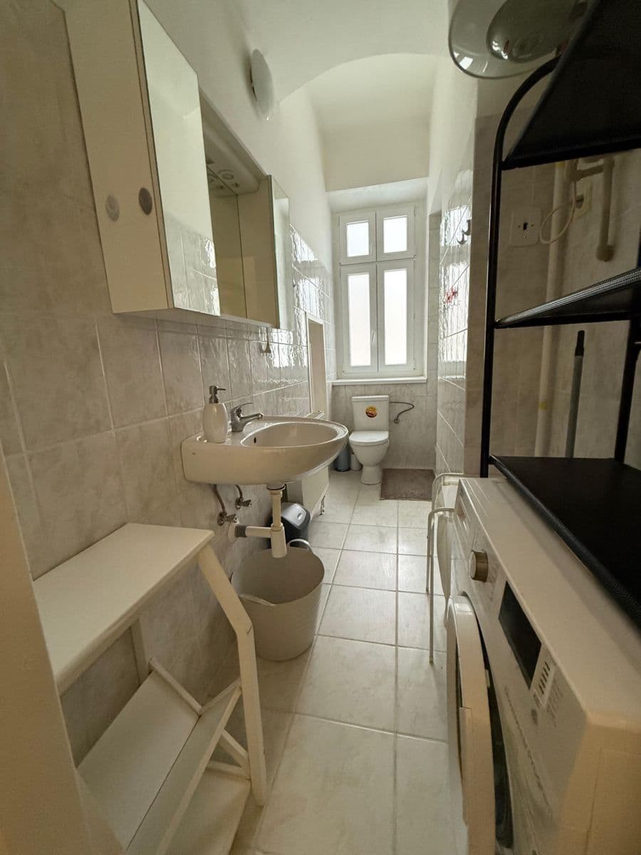 Prenájom bytu 2-izbový 70 m², Koterovská, Plzeň, Plzeňský kraj Prenájom bytu 2-izbový 70 m², Koterovská, Plzeň, Plzeňský kraj